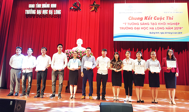 Trường ĐH Hạ Long trao giải cho các ý tưởng khởi nghiệp