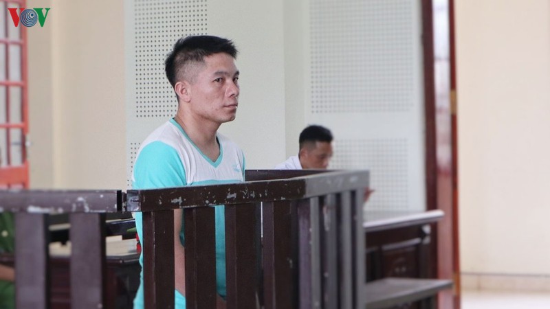  Bị cáo Dềnh Song Chò tại phiên tòa.