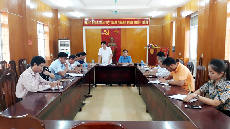 Cơ quan Tổ chức – Nội vụ huyện Vân Đồn kiểm tra công tác chuẩn bị Đại hội Đảng các cấp tại Đảng bộ xã Hạ Long