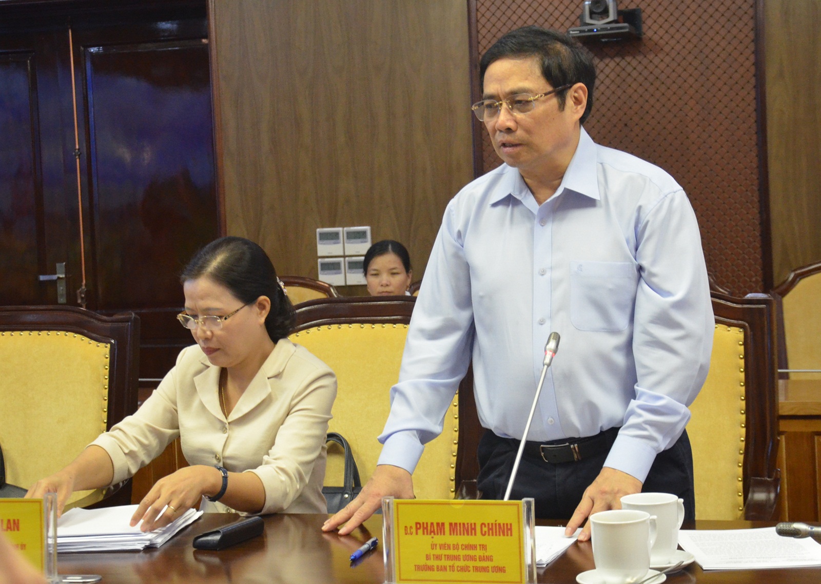 Đồng chí Phạm Minh Chính, Uỷ viên Bộ Chính trị, Bí thư Trung ương Đảng, Trưởng Ban Tổ chức Trung ương, phát biểu tại buổi làm việc.