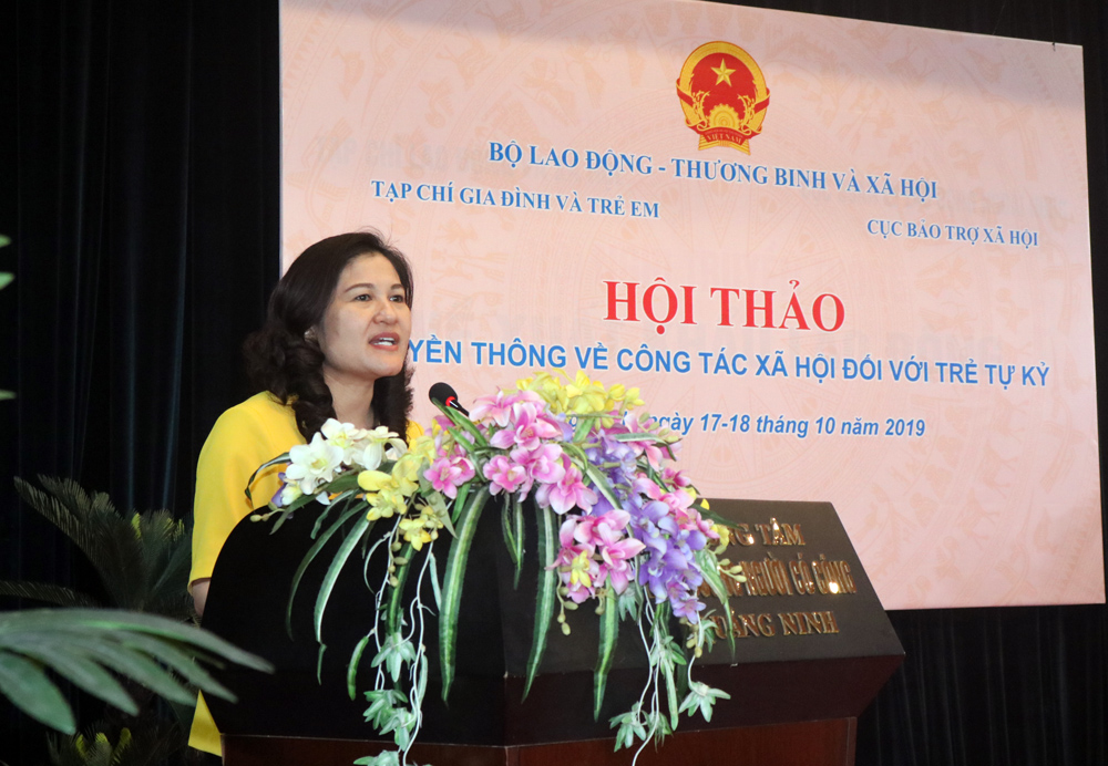 Thứ trưởng Bộ LĐ, TB&XH Nguyễn Thị Hà phát biểu khai mạc Hội thảo.