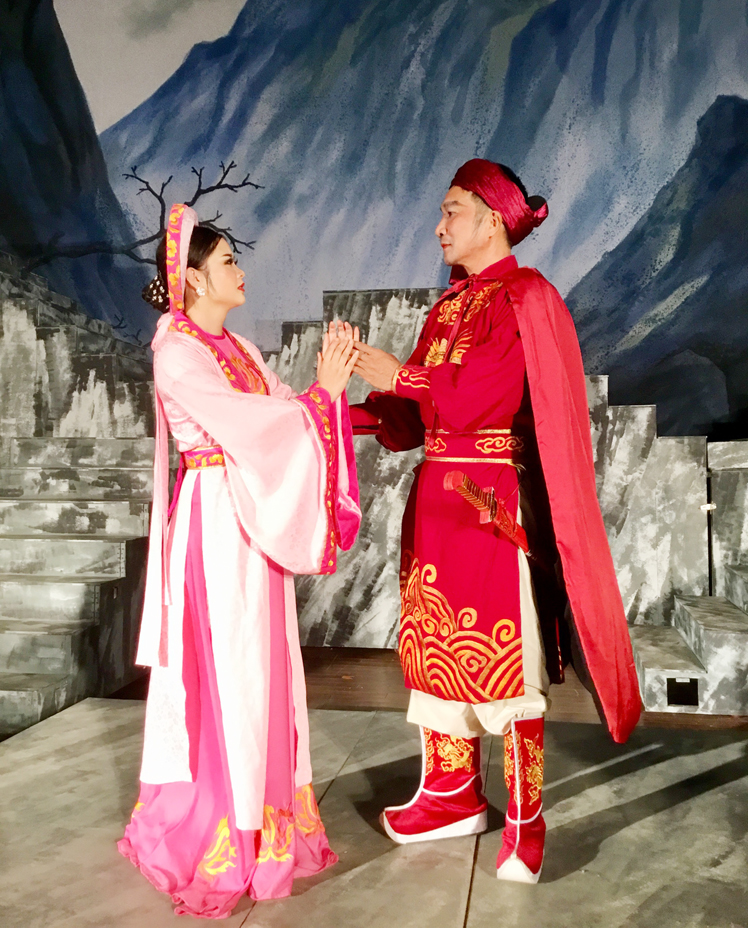 Cảnh diễn Trần Khánh Dư và công chúa Quỳnh Trân.