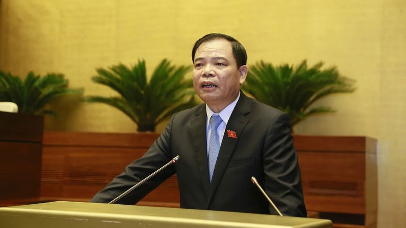 Bộ trưởng Bộ NN&PTNT Nguyễn Xuân Cường trả lời chất vấn trước Quốc hội.