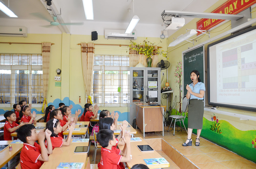 Một tiết học của học sinh Trường Tiểu học Vĩnh Khê, TX Đông Triều.