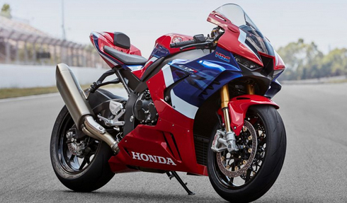 Honda CBR1000RR-R thiên về phong cách xe đua, được phát triển với công nghệ của MotoGP. Ảnh: Honda