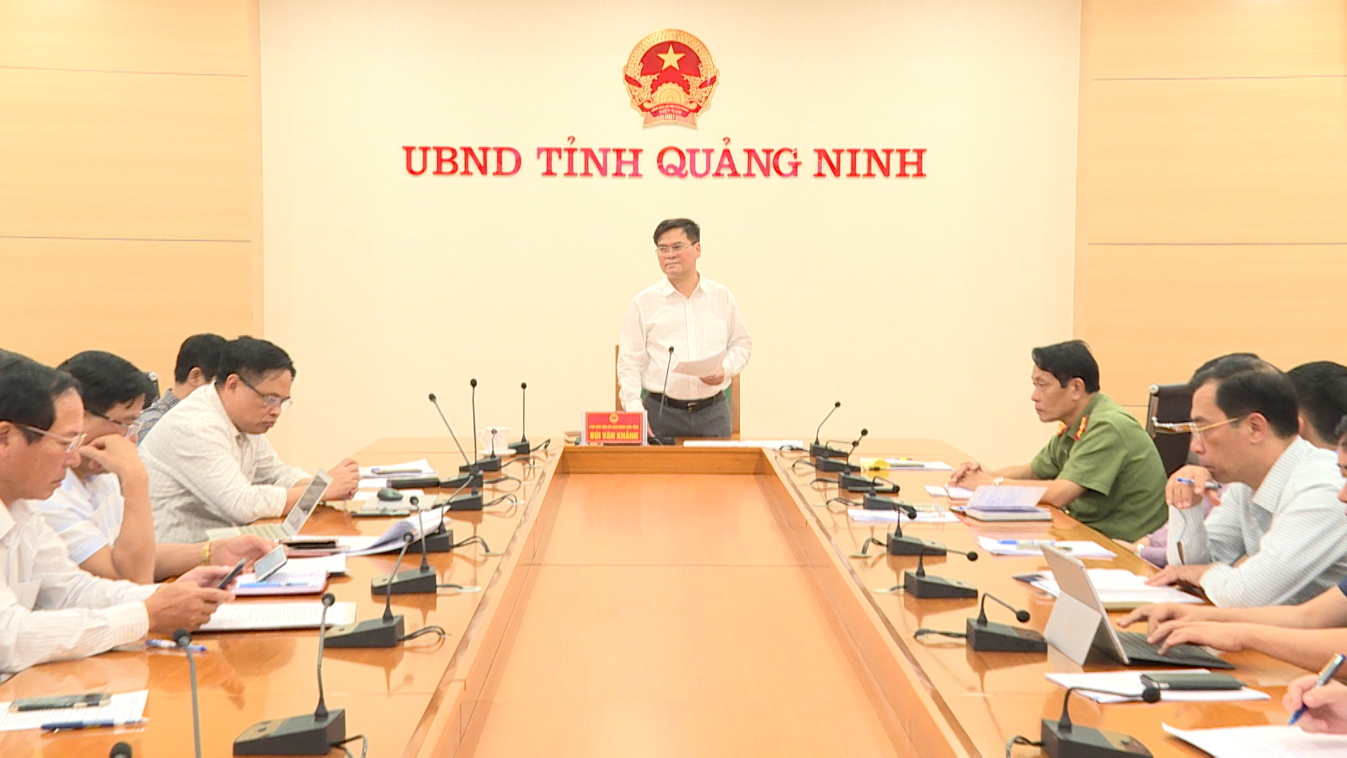 Đ/c Bùi Văn Khắng - PCT UBND tỉnh 