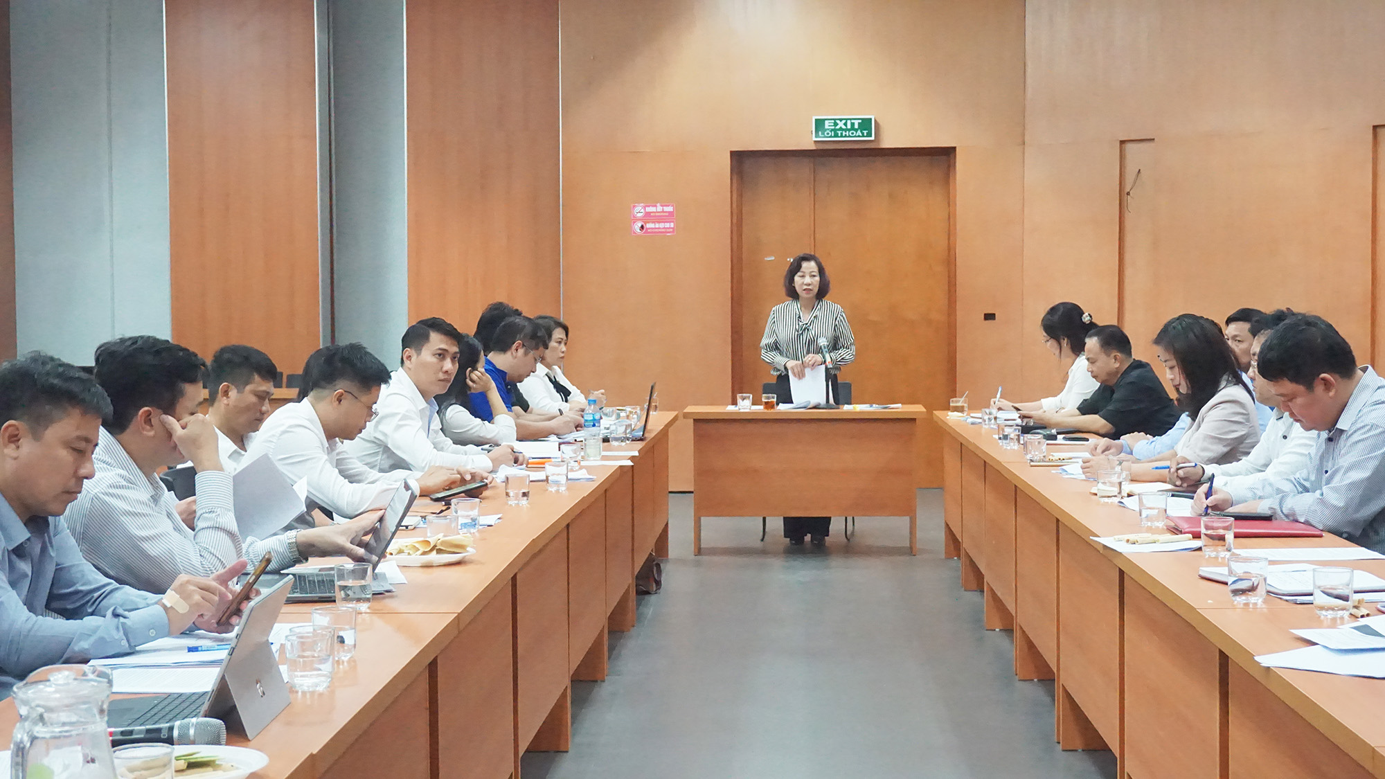 đồng chí Vũ Thị Thu Thủy, Phó Chủ tịch UBND tỉnh phát biểu chỉ đạo tại buổi kiểm tra.