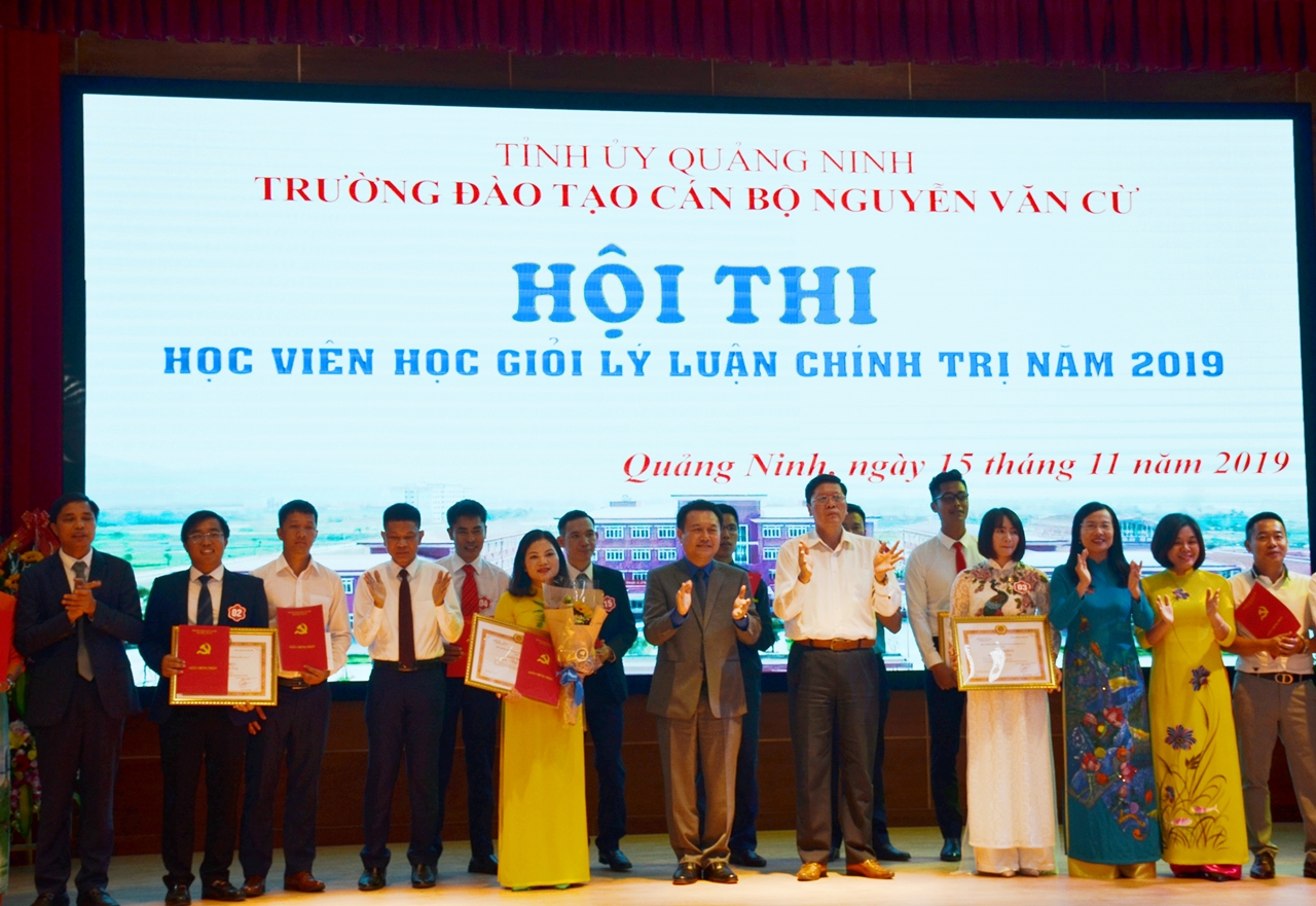 Trường Đào tạo cán bộ Nguyễn Văn Cừ tổ chức 