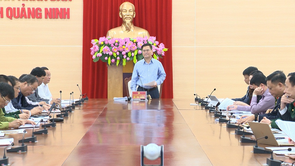 Đồng chí Bùi Văn Khắng, Phó Chủ tịch UBND tỉnh, Trưởng Ban chỉ đạo 389 chủ trì cuộc họp