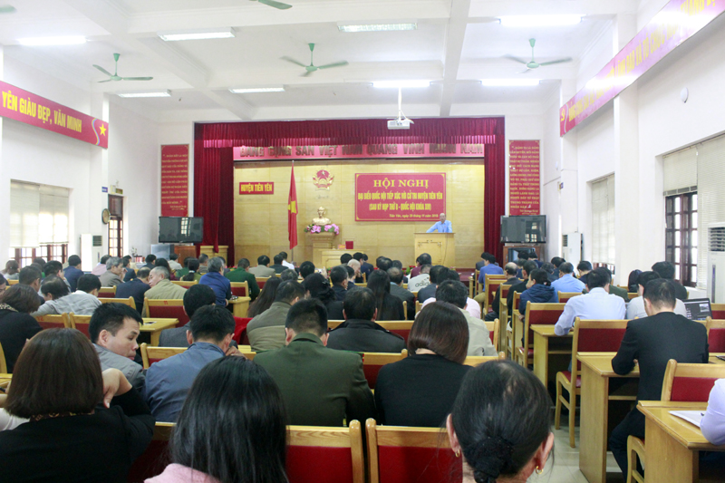 Đại biểu Quốc hội Lê Minh Chuẩn tiếp xúc cử tri huyện Tiên Yên