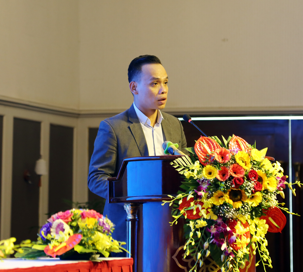 Ông Hoàng Anh Tuấn, Phó Vụ trưởng Vụ thị trường trong nước, Bộ Công thương phát biểu tại hội nghị. 