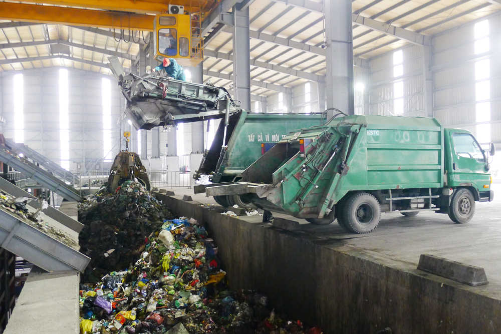 Khu xử lý rác thải của Trung tâm xử lý chất thải rắn tại xã Vũ Oai, Hoành Bồ 