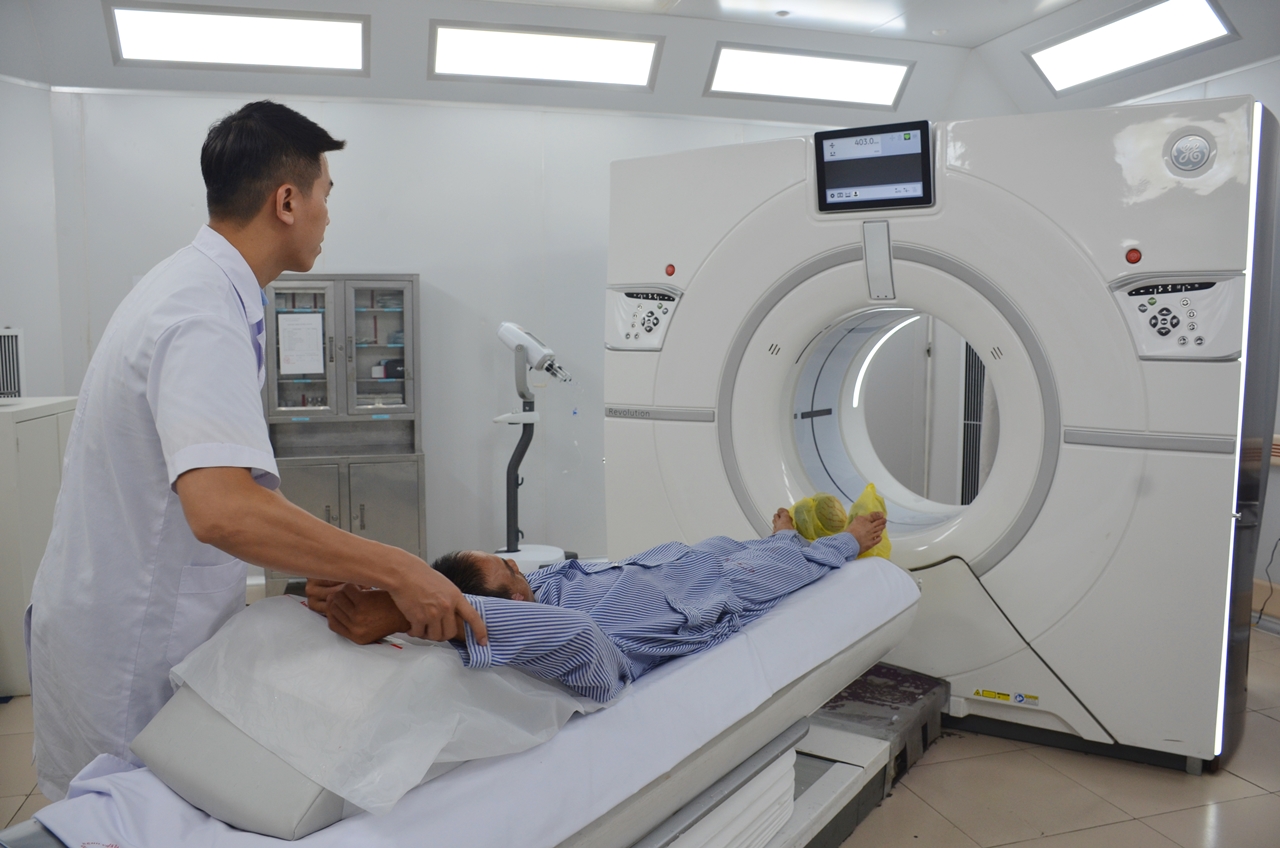 Bệnh viện Đa khoa tỉnh đưa vào sử dụng máy Revolution CT 512 lát hiện đại 