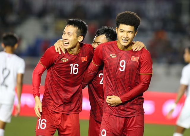 Hà Đức Chinh gây ấn tượng bằng việc lập hat-trick ở trận đấu với U22 Campuchia