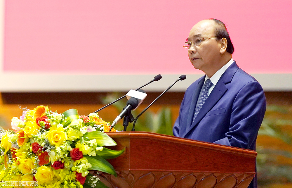 Thủ tướng Nguyễn Xuân Phúc phát biểu tại Hội nghị quân chính toàn quân 2019. Ảnh VGP/Quang Hiếu