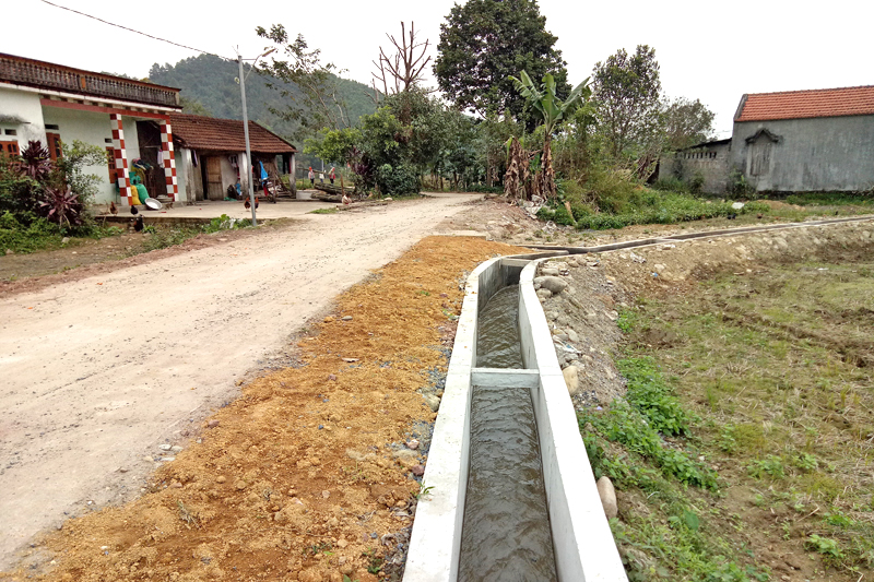 Hệ thống kênh mương tưới tiêu ở bản Quảng Mới, xã Quảng Sơn (Hải Hà) phục vụ tốt nhu cầu tưới tiêu cho bà con trong trồng trọt, chăn nuôi.