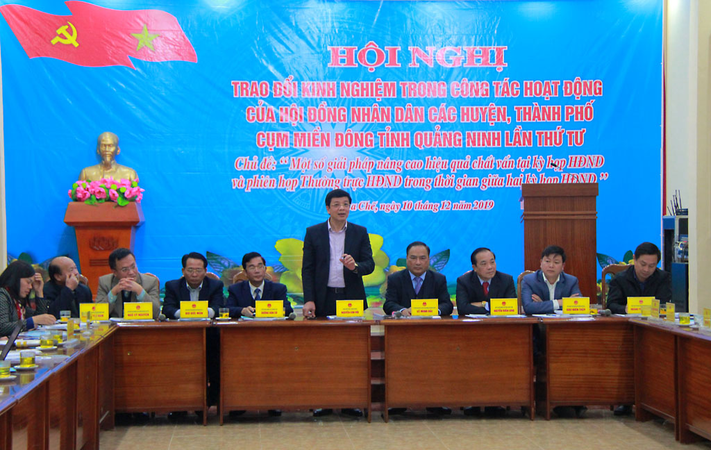 Đồng chí Nguyễn Văn Hồi, Phó Chủ tịch HĐND tỉnh phát biểu chỉ đạo hội nghị