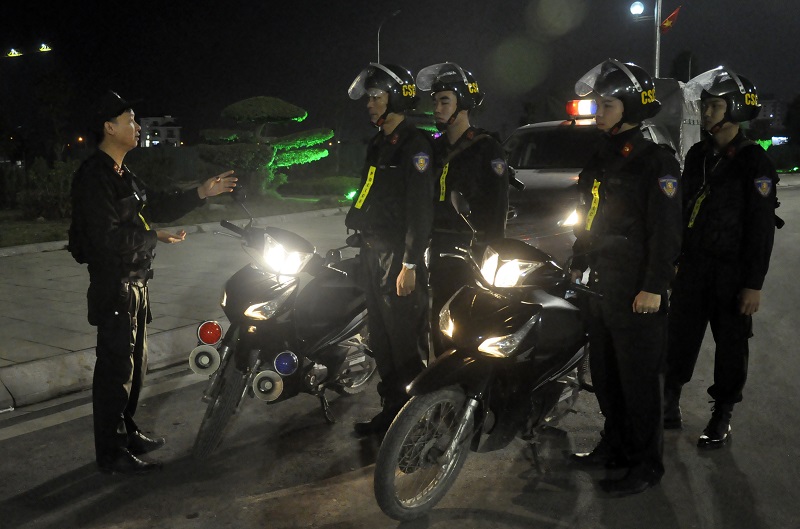 Lực lượng Cảnh sát cơ động (Công an tỉnh) TTKS đảm bảo ANTT trên địa bàn.