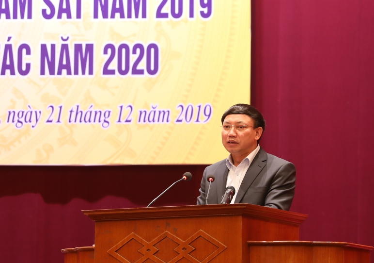 Bí thư Tỉnh ủy, Chủ tịch HĐND tỉnh Nguyễn Xuân Ký phát biểu kết luận hội nghị.