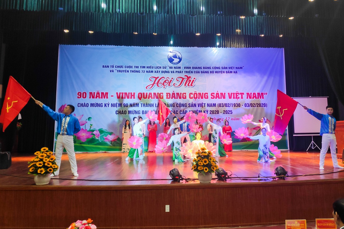 Đầm Hà: 10 đội thi tranh tài tìm hiểu lịch sử "90 năm - Vinh quang Đảng Cộng sản Việt Nam"