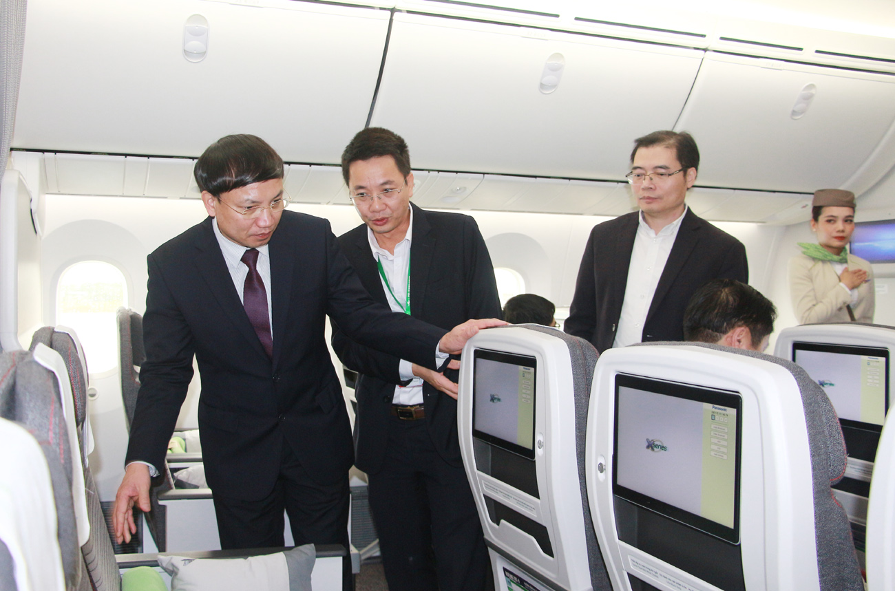 Delegates on board of Boeing 787-9 Dreamliner