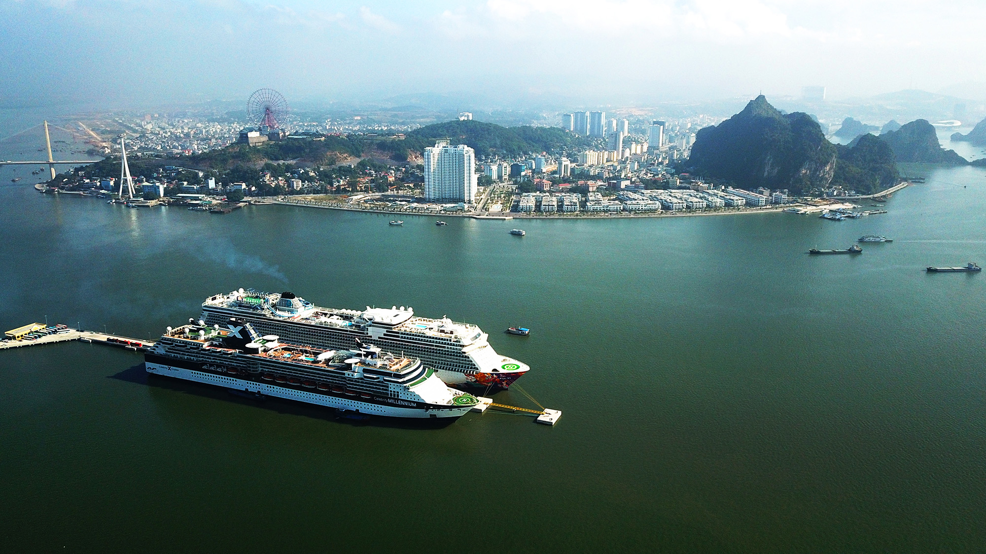 Quảng Ninh là tỉnh đầu tiên trong cả nước sở hữu cảng tàu khách du lịch chuyên biệt - Cảng tàu khách quốc tế Hạ Long. Ảnh: Đỗ Phương