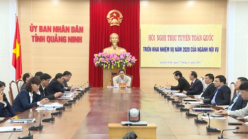 Quang cảnh hội nghị tại điểm cầu Quảng Ninh