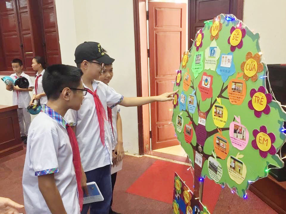 Sản phẩm tuyên truyền của các trường tham gia “Diễn đàn trẻ em với các vấn đề trẻ em” được tổ chức tại TP Uông Bí, tháng 6/2019.