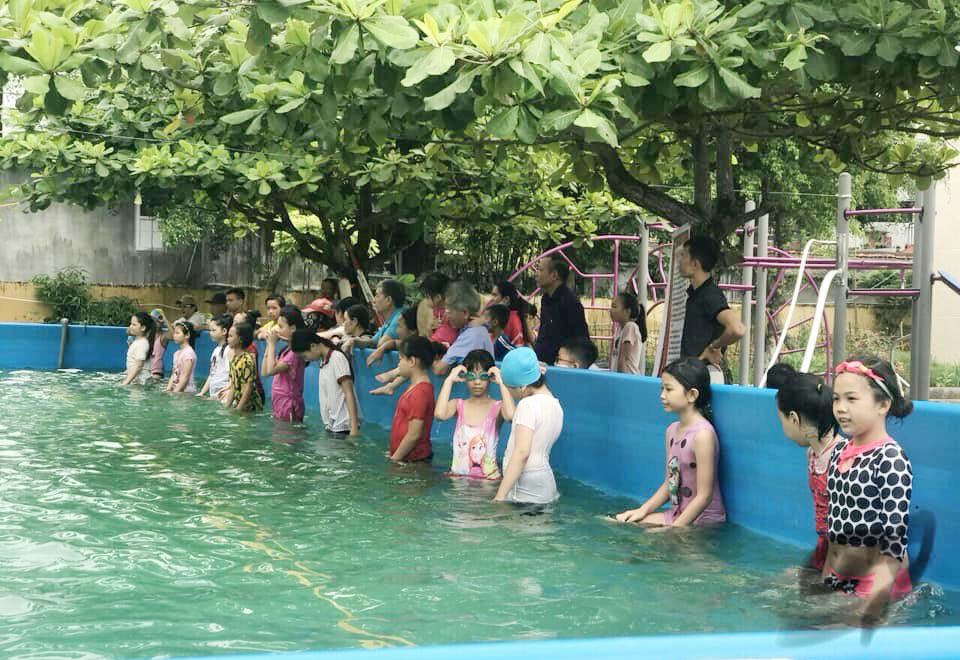 Lớp học bơi cho trẻ em có hoàn cảnh khó khăn cụm phường Trưng Vương, Bắc Sơn, Điềi Công, Quang Trung năm 2019.