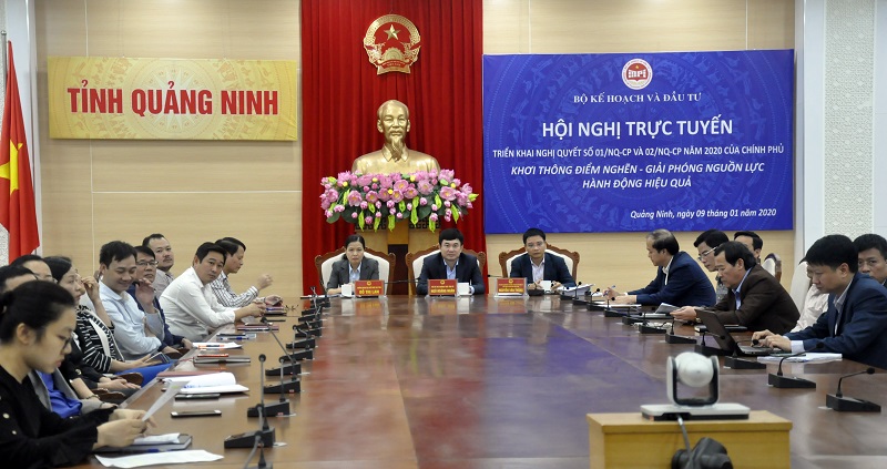 Quang cảnh dự hội nghị trực tuyến tại đầu cầu Quảng Ninh.