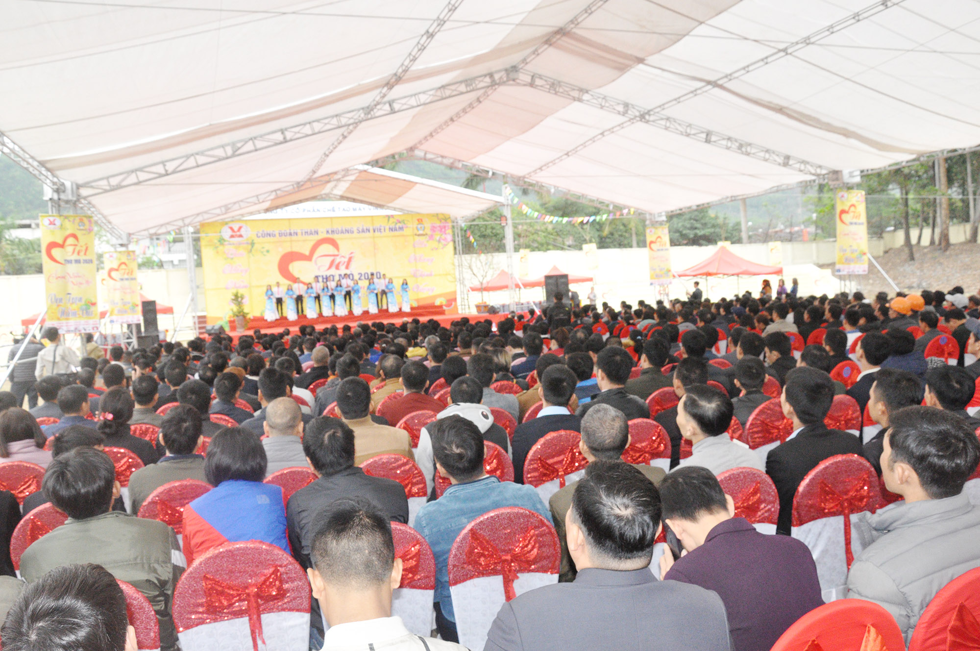 Tết thợ mỏ được tổ chức ở 3 vùng Cẩm Phả, Hạ Long, Uông Bí.
