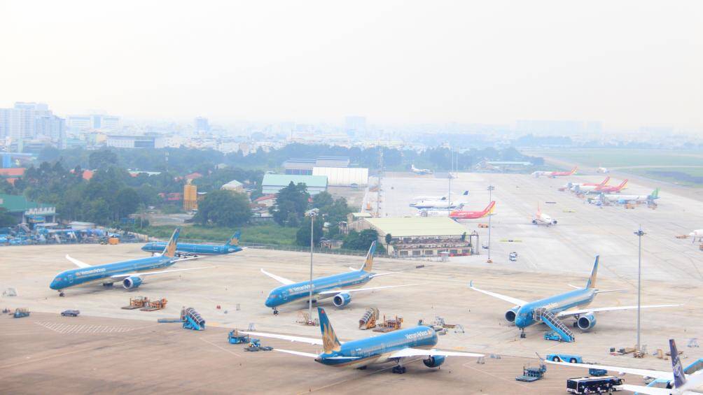 Tân Sơn Nhất có số chuyến bay tăng kỷ lục dịp Tết 2020.