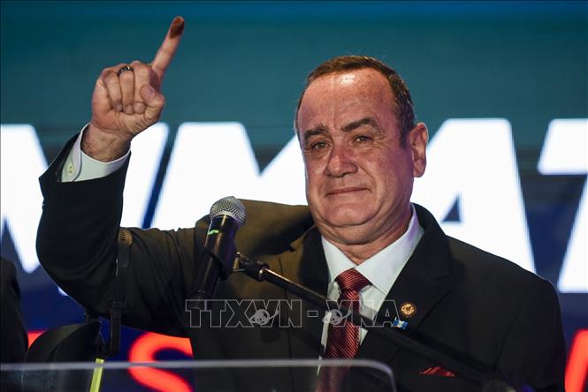 Tân Tổng thống Guatemala Alejandro Giammattei. Ảnh: AFP/TTXVN
