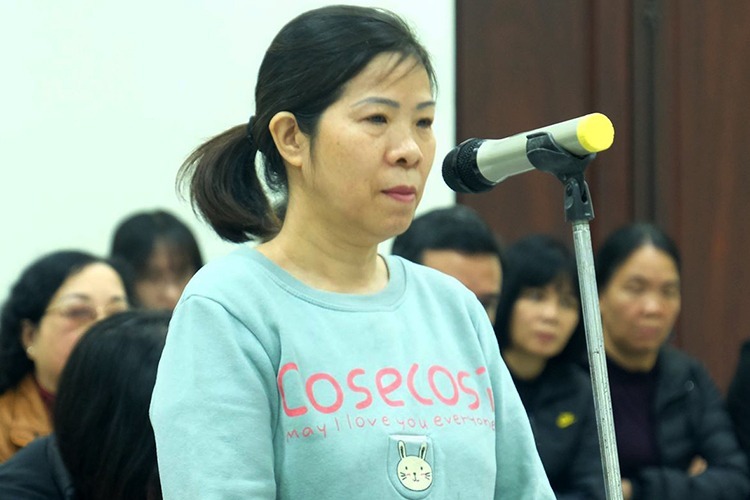 Bà Nguyễn Bích Quy trong phiên sơ thẩm ngày 14/1. Ảnh: Nam Anh.
