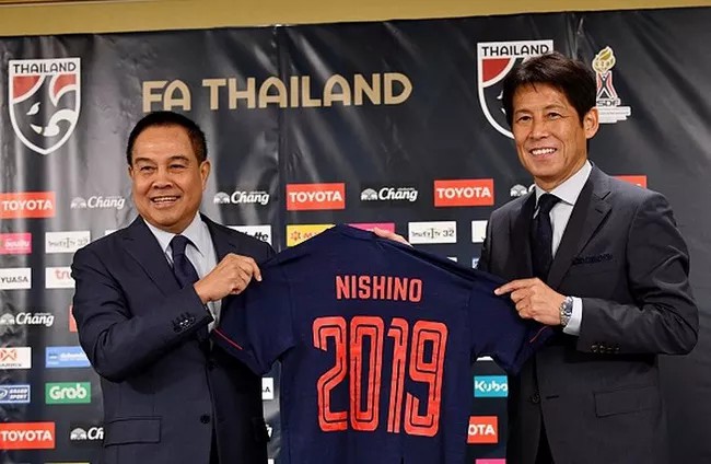 HLV Akira Nishino đồng ý dẫn dắt ĐT Thái Lan và U23 Thái Lan từ năm 2019.