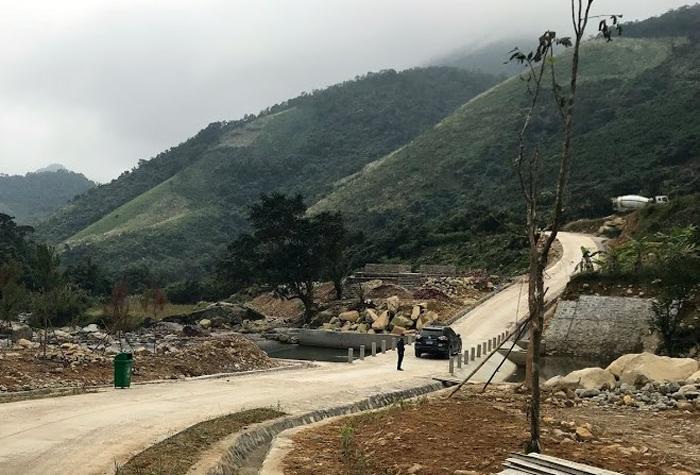 Công trình đường, ngầm tràn và đập dâng nước phục vụ tưới tiêu tại thôn Tầm Làng, xã Quảng An (Đầm Hà) được hoàn thành từ nguồn vốn Chương trình 135.
