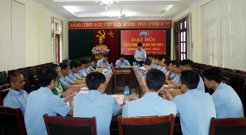 Chi bộ Phân xưởng Khai thác than 3 (Công ty Than Dương Huy – TKV) tổ chức Đại hội nhiệm kỳ 2020-2022