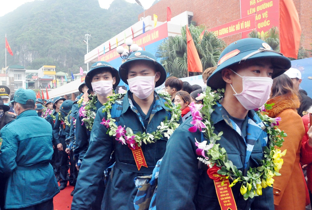 Với sự phối hợp chỉ đạo công tác tuyên giáo trong LLVT tỉnh, lễ giao nhận quân năm 2020 tại Quảng Ninh diễn ra trang trọng, an toàn. 