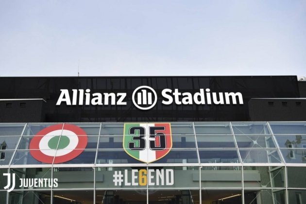  Sân của Juventus được đặt tên Allianz từ năm 2017.