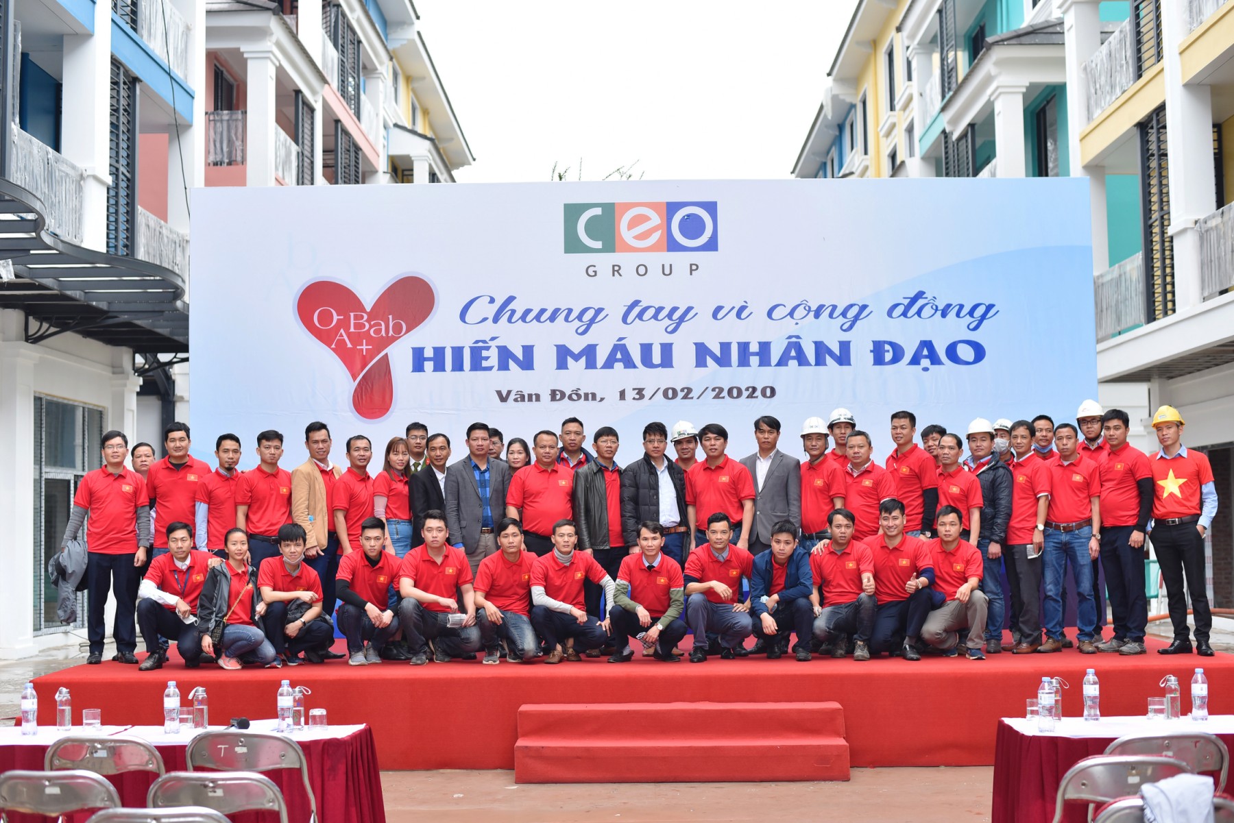 CBNV CEO Vân Đồn tích cực tham gia công tác hiến máu nhân đạo tại địa phương.