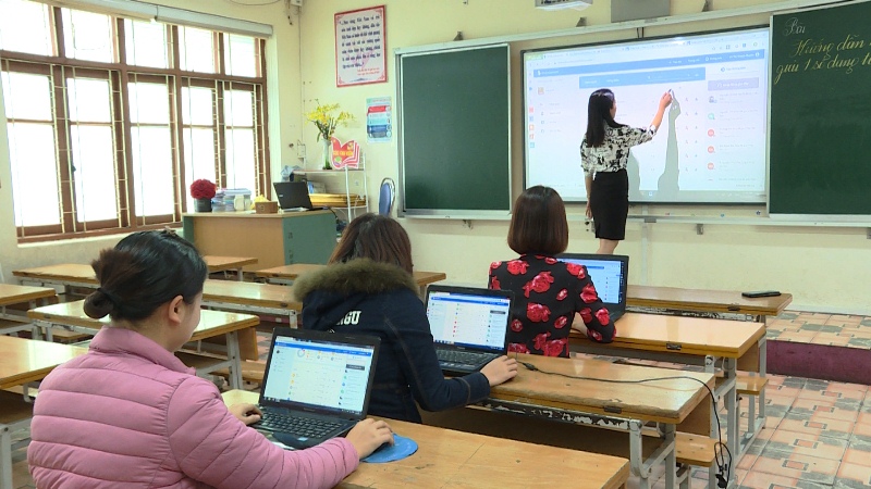 ngày 10/2/2020, ban giám hiệu nhà trường đã nhanh chóng đưa 2 phần mềm học trực tuyến là shubclassroom và Classroom.google.com vào giảng dạy. 