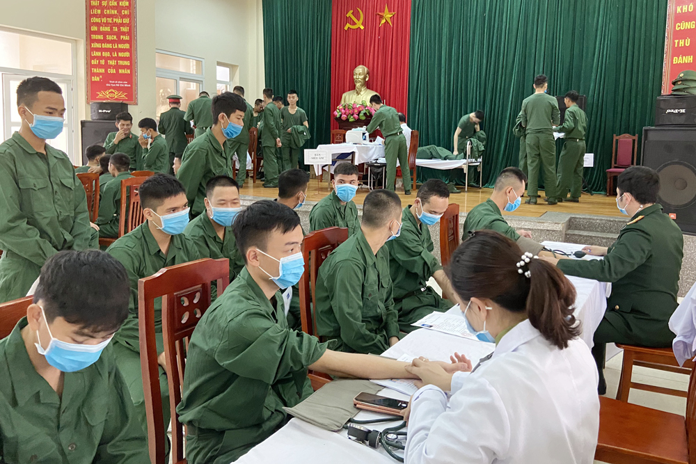 Bộ CHQS tỉnh tổ chức khám phúc tra sức khỏe cho 170 tân binh nhập ngũ năm 2020. 