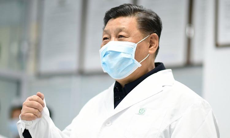 Chủ tịch Trung Quốc Tập Cận Bình thị sát tại bệnh viện ở thủ đô Bắc Kinh hôm 10/2. Ảnh: Xinhua.