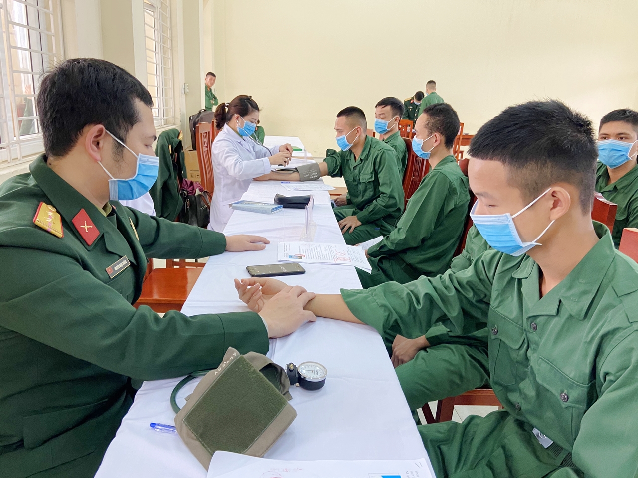 Bộ CHQS tỉnh tổ chức khám phúc tra sức khỏe cho 170 tân binh nhập ngũ năm 2020.