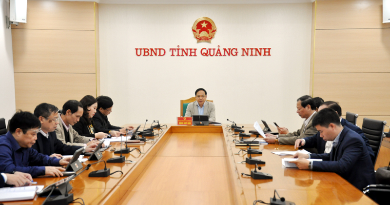 Đồng chí Đặng Huy Hậu, Phó Chủ tịch Thường trực UBND tỉnh phát biểu kết luận hội nghị