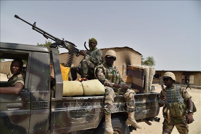 Binh sĩ Niger gác tại doanh trại quân đội ở Bosso. Ảnh tư liệu: AFP/TTXVN