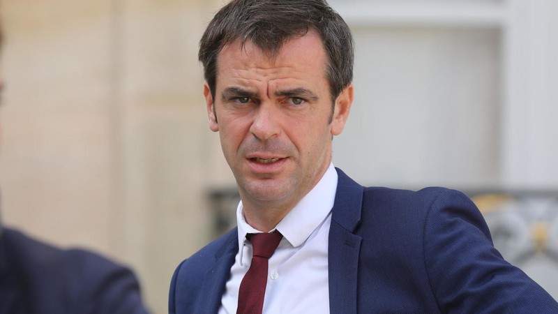Bộ trưởng Y tế Pháp Olivier Véran. Ảnh: France 24