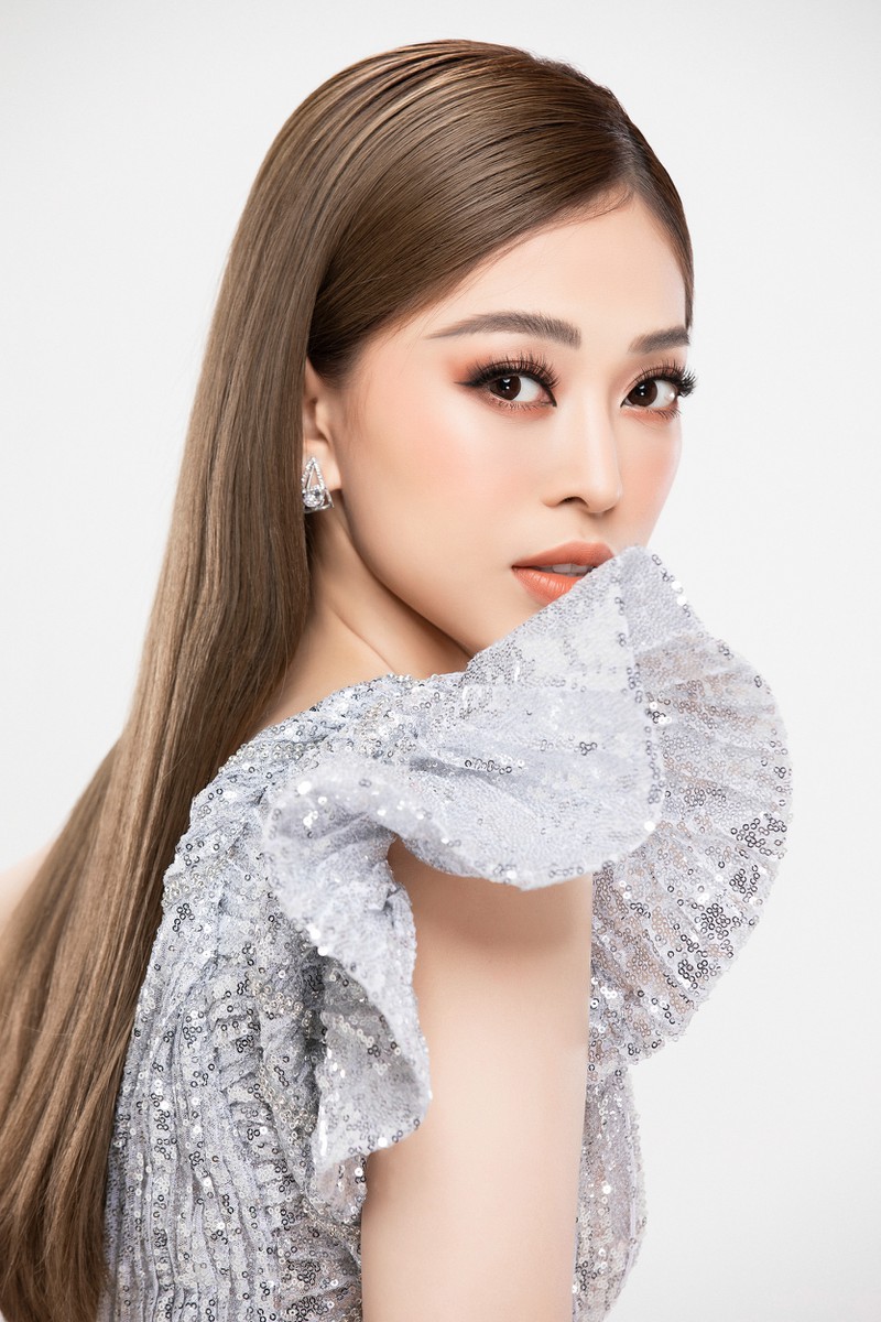 Á hậu Bùi Phương Nga vốn là cái tên nổi bật trong cuộc thi Hoa hậu Việt Nam 2018 bởi ngoại hình xinh đẹp lẫn tài năng.