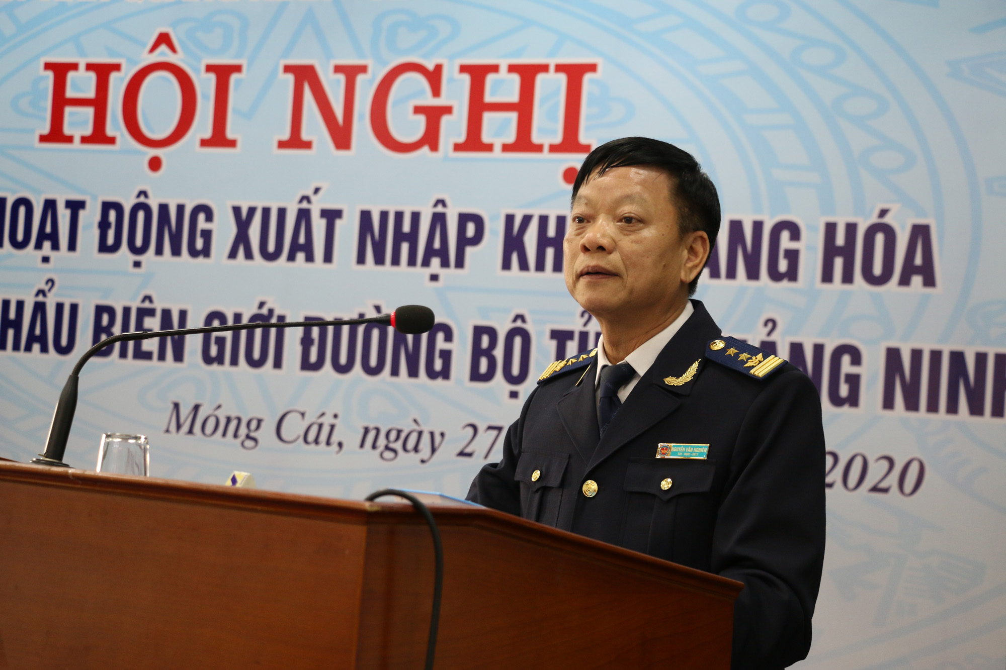 Đồng chí Nguyễn Văn Nghiên, Cục trưởng Cục Hải quan Quảng Ninh phát biểu về những yêu cầu đối với doanh nghiệp XNK và cam kết hỗ trợ, đồng hành của ngành Hải quan đối với doanh nghiệp trong hoạt động XNK.