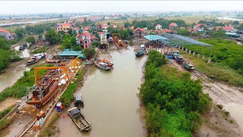 Làng nghề đóng tàu vỏ gỗ Cống Mương - Phường Phong Hải - Thị xã Quảng Yên